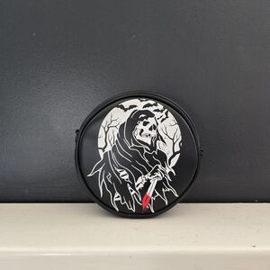 Black and White Skull Design Men's Bag